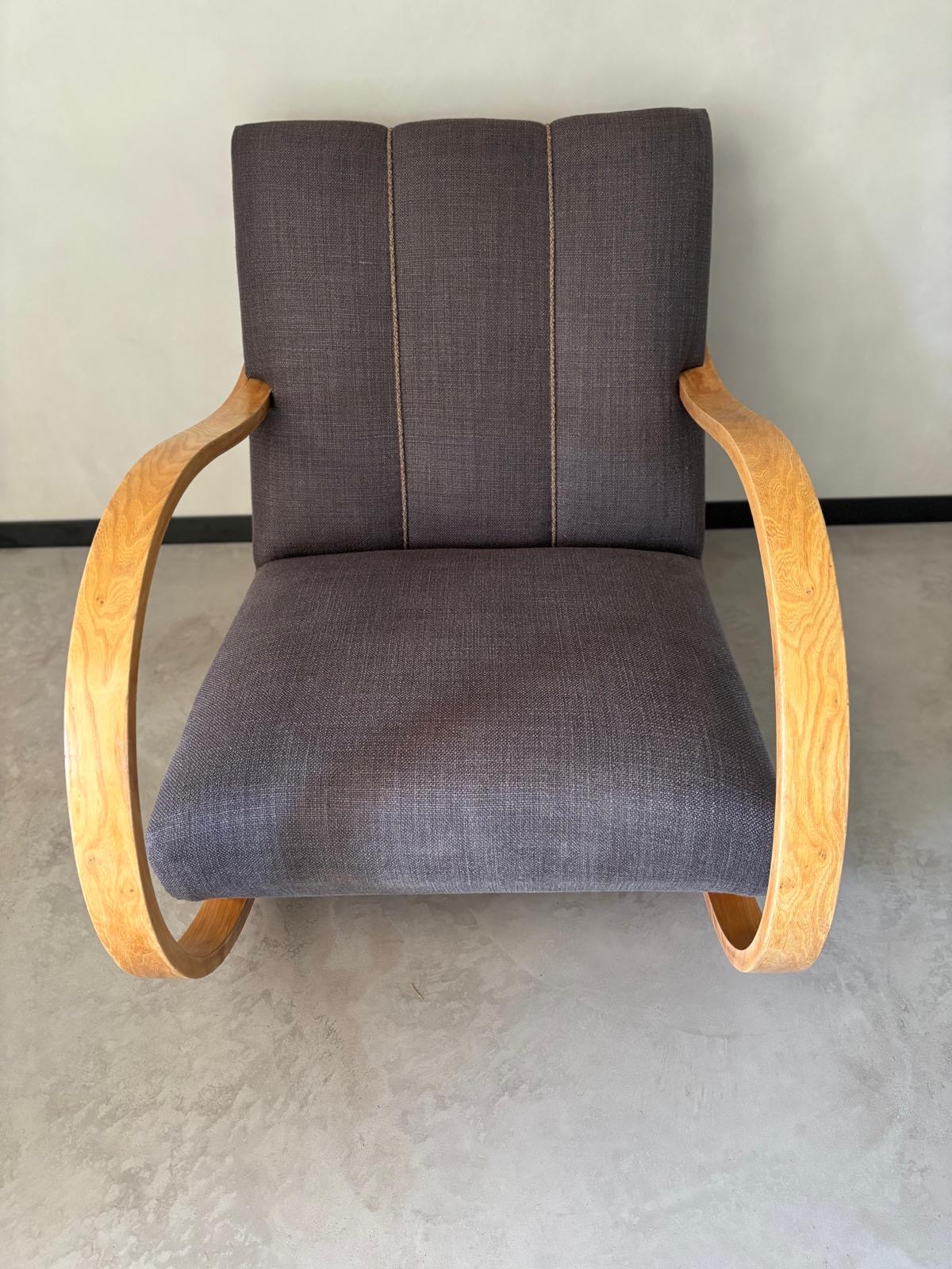 Art deco gungfåtölj